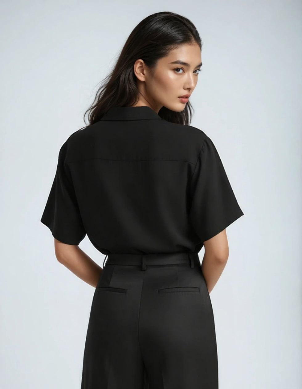 Slim Lapel Zipper Top – Black - Jornélla